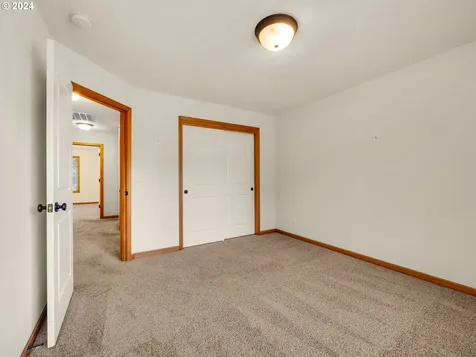 324 SW Kalmia Avenue Warrenton OR 97146