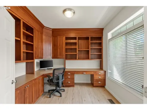 17922 Ne 22nd Way Vancouver WA 98684