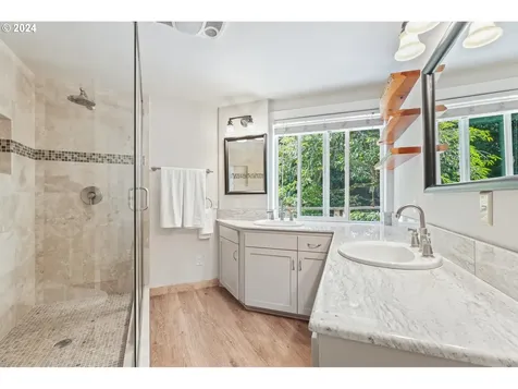 18846 NW Sauvie Island Road Portland OR 97231