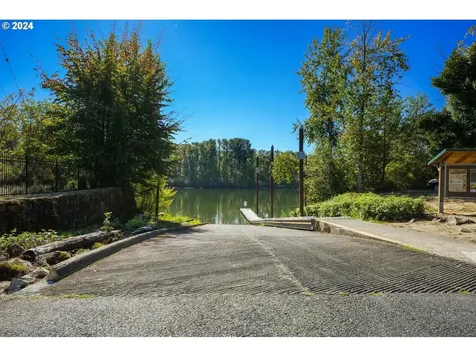 18846 NW Sauvie Island Road Portland OR 97231