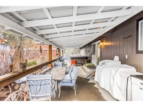 60825 Raintree Drive Bend OR 97702