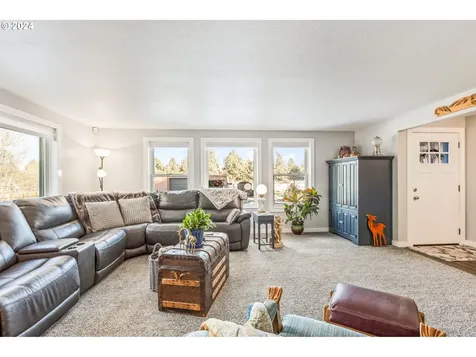 60825 Raintree Drive Bend OR 97702