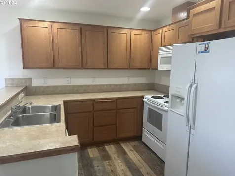 1825 Ne 90th Circle Vancouver WA 98665
