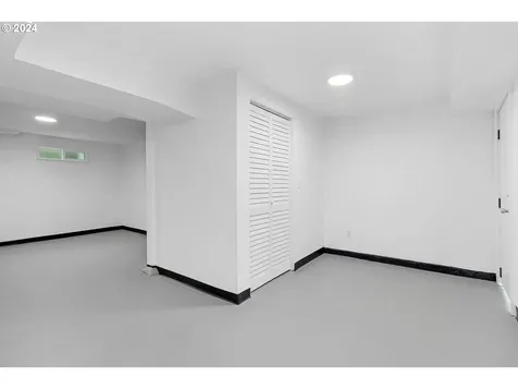 5411 Sw Idaho Street Portland OR 97221