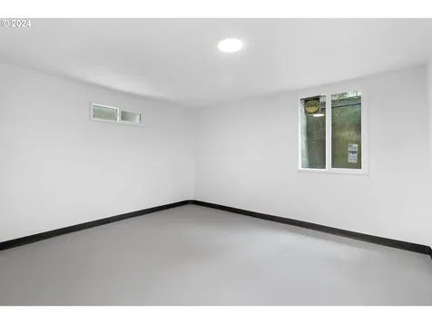 5411 Sw Idaho Street Portland OR 97221