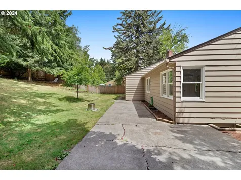 5411 Sw Idaho Street Portland OR 97221