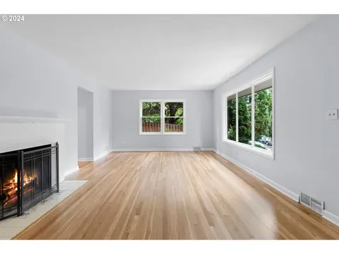 5411 Sw Idaho Street Portland OR 97221