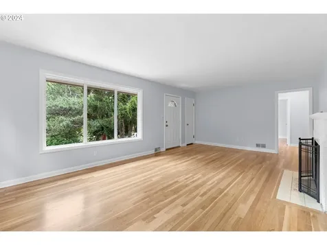 5411 Sw Idaho Street Portland OR 97221