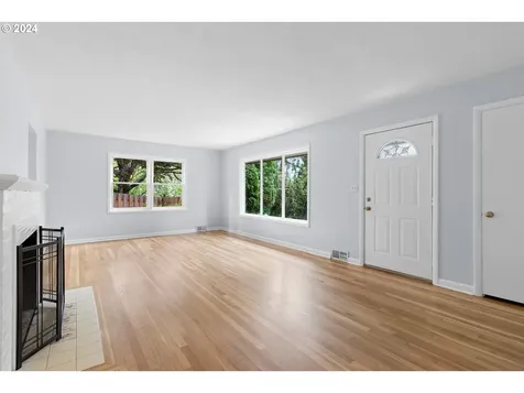 5411 Sw Idaho Street Portland OR 97221