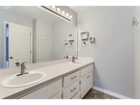 6685 Se Wrenfield Street Hillsboro OR 97123
