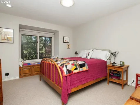12174 S Tryon Hill Road Portland OR 97219