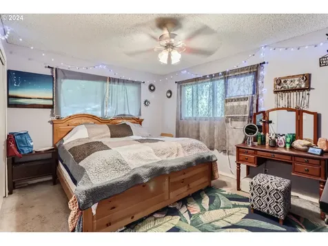 9025 Sw Apache Drive Tualatin OR 97062