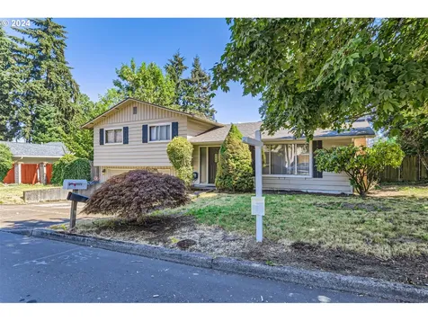 9025 Sw Apache Drive Tualatin OR 97062