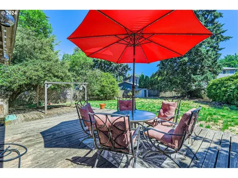 9025 Sw Apache Drive Tualatin OR 97062