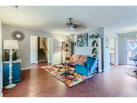 9025 Sw Apache Drive Tualatin OR 97062