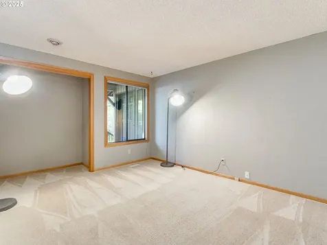 530 NE 127th Street Vancouver WA 98685