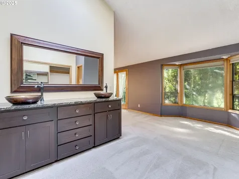 530 NE 127th Street Vancouver WA 98685