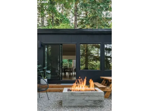 745 Sw Westwood Drive Portland OR 97239