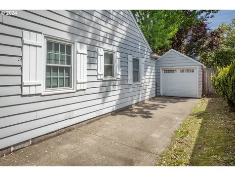4616 Ne 34th Avenue Portland OR 97211