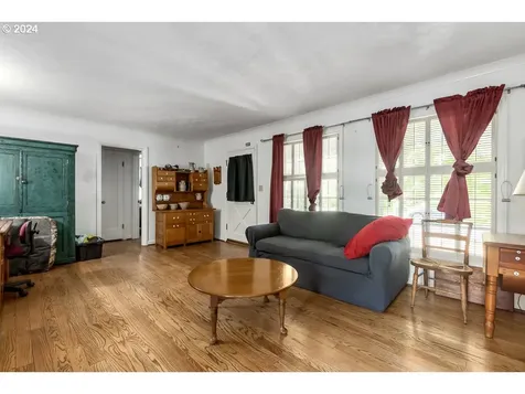 4616 Ne 34th Avenue Portland OR 97211
