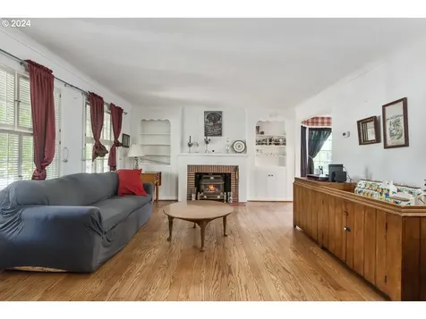 4616 Ne 34th Avenue Portland OR 97211