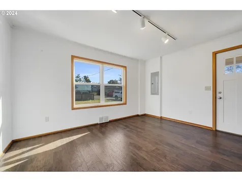 120 3rd Street Manzanita OR 97130