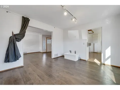 120 3rd Street Manzanita OR 97130