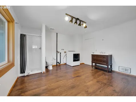 120 3rd Street Manzanita OR 97130