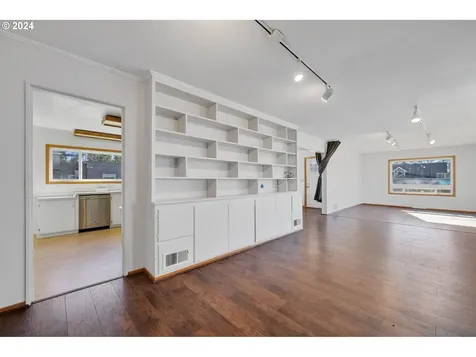 120 3rd Street Manzanita OR 97130