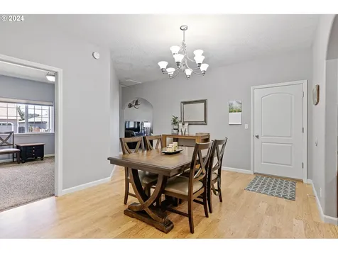 827 Yoss Place Cottage Grove OR 97424