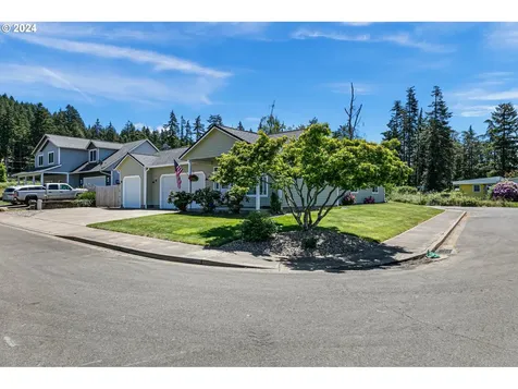 827 Yoss Place Cottage Grove OR 97424