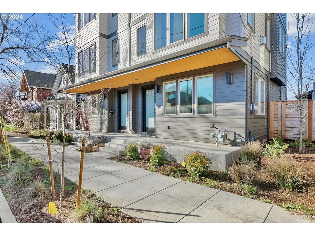 1161 Se Grant Street Portland OR 97214