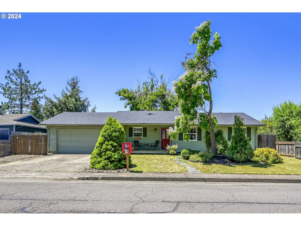 413 S 2nd Street Creswell OR 97426