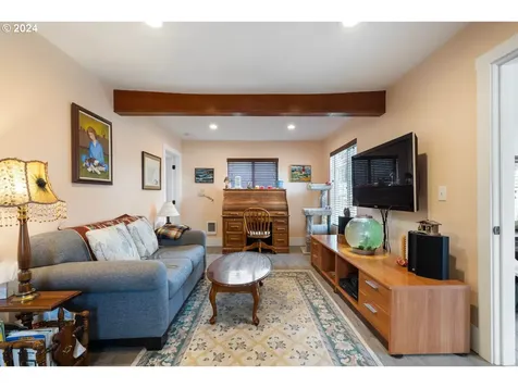 1702 3rd Street Tillamook OR 97141