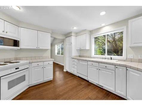 2212 Se Blairmont Drive Vancouver WA 98683