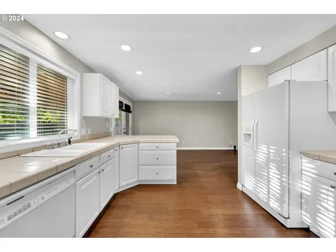 2212 Se Blairmont Drive Vancouver WA 98683