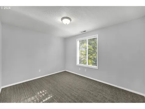 2212 Se Blairmont Drive Vancouver WA 98683