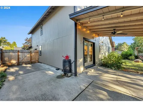 2212 Se Blairmont Drive Vancouver WA 98683