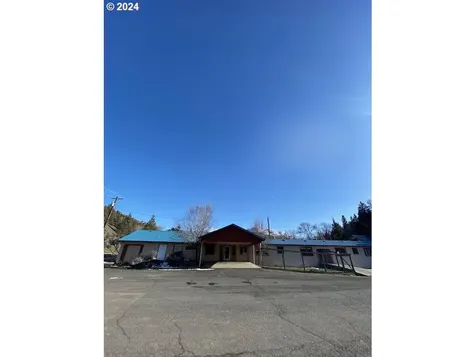 813 S Canyon Boulevard John Day OR 97845