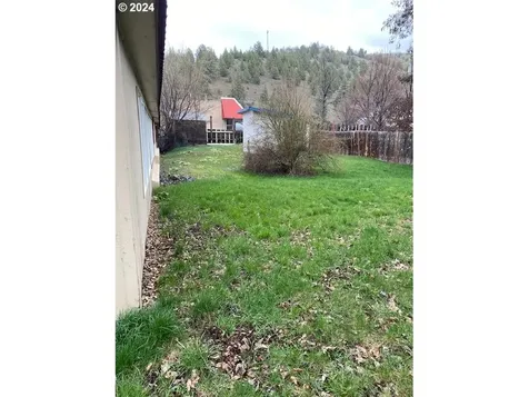 813 S Canyon Boulevard John Day OR 97845