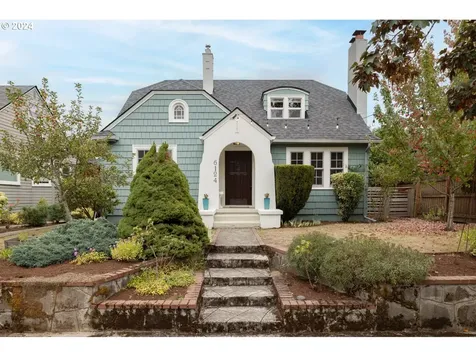 6124 Ne Cleveland Avenue Portland OR 97211