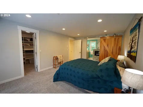 2265 W 27th Avenue Eugene OR 97405