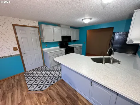19358 Rollins Street Oregon City OR 97045