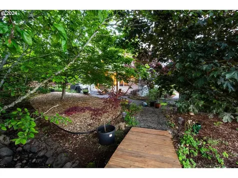 4205 Y Street Washougal WA 98671