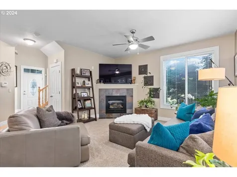 4205 Y Street Washougal WA 98671