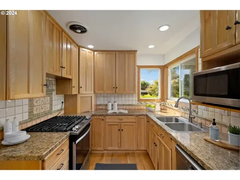 4828 Se 35th Avenue Portland OR 97202