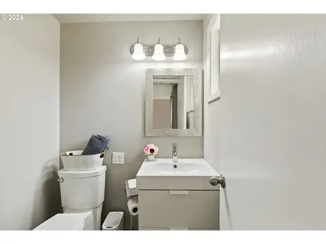 12427 Ne Plantation Road Vancouver WA 98685