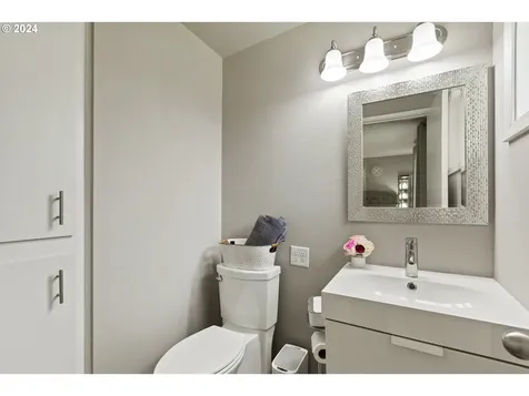 12427 Ne Plantation Road Vancouver WA 98685