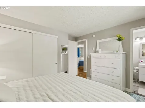 12427 Ne Plantation Road Vancouver WA 98685