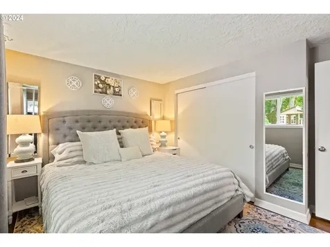 12427 Ne Plantation Road Vancouver WA 98685